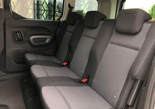 Toyota Proace City Verso cena 124900 przebieg: 5798, rok produkcji 2023 z Świdnik małe 352